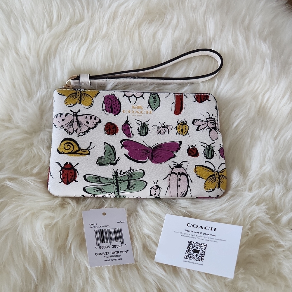 NWT Coach Corner Zip Critter Print Wristlet Wallet 🐞🦋🪲♥️🎁